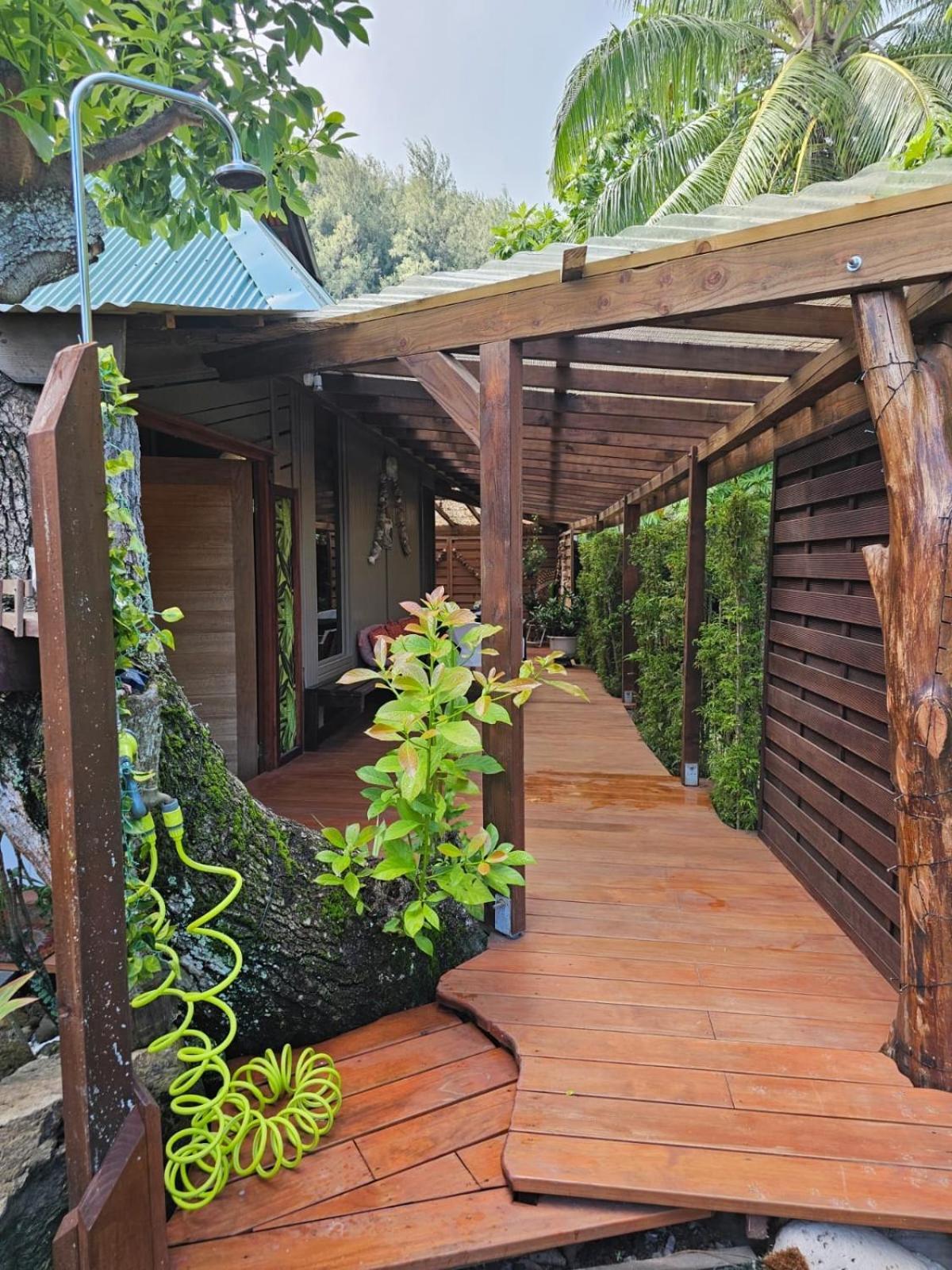Faaora Lodge, Little Paradise Haapiti Dış mekan fotoğraf